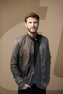 PORTRAIT - Liam Hemsworth 