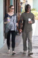PEOPLE - Eddie Murphy und seine schwangere Freundin Paige brauchen Kaffee