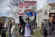 NEWS - US Wahlen: Das Volk demonstriert "Pro & Kontra" Trump