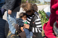 REPORTAGE - Alltag der Flüchtlingskinder in Idomeni