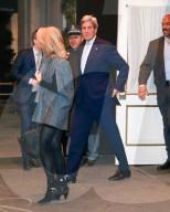 EXKLUSIV - Was macht Maria FurtwŠngler mit John Kerry in New York?