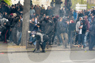 NEWS - Paris: Massive Auseinandersetzungen bei Demo gegen Arbeitsrechtsreform