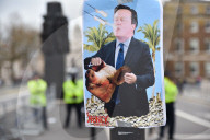 NEWS - Panama Papers: Protest in London gegen David Cameron