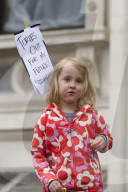 NEWS - Panama Papers: Protest in London gegen David Cameron