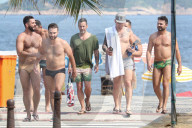 EXKLUSIV - Marc Jacobs geniesst seine Ferien umgeben von vieler hübscher Männer