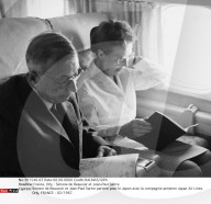 France, Orly : Simone de Beauvoir et Jean-Paul Sartre