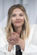PORTRAIT - Elizabeth Olsen 