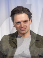 PORTRAIT - Sebastian Stan