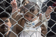 NEWS - Weitere Flüchtlinge kommen auf Lesbos an