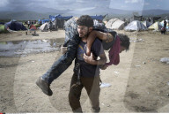 NEWS - Idomeni: Flüchtlinge stecken zwischen Griechenland und Mazedonien