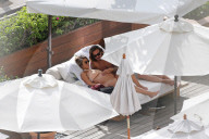 EXKLUSIV - Schwangere Audrina Patridge lässt die Seele am Pool hängen