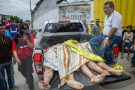 NEWS - Ecuador: Aufräumen nach dem grossen Erdbeben