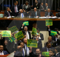 NEWS - Brasilien: Parlament beschliesst Amtsenthebung von Präsidentin Rousseff