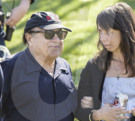 PEOPLE - Danny DeVito unterstützt Präsidentschaftskandidat Bernie Sanders
