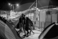 REPORTAGE - Hinter Gittern - Flüchtlinge im Moria-Camp auf Lesbos