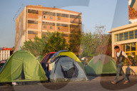 NEWS - Präus, Griechenland: Flüchtlinge werden in staatliche Auffanglager verlegt