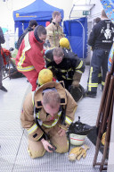 FEATURE - Einsatz bis zur Erschöpfung am "Firefighter Stairrun" in Berlin