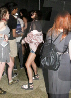 PEOPLE - Bella Thorne feiert ausgelassen am Coachella