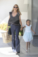 PEOPLE - Heidi Klum und Klein Lou beim shoppen im Bloomingdales