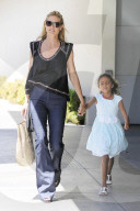 PEOPLE - Heidi Klum und Klein Lou beim shoppen im Bloomingdales