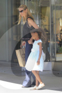 PEOPLE - Heidi Klum und Klein Lou beim shoppen im Bloomingdales