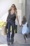 PEOPLE - Heidi Klum und Klein Lou beim shoppen im Bloomingdales