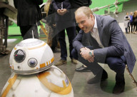PEOPLE - Prinzen Kampf: Harry und William spielen Star Wars