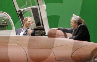 PEOPLE - Prinzen Kampf: Harry und William spielen Star Wars