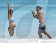 EXKLUSIV - Schwangere Audrina Partridge und Corey Bohan geniessen einen Tag am Strand