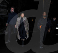 PEOPLE - Kim und Kanye in den Ferien in Island
