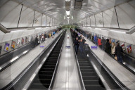 NEWS - London: 'Steh-Rolltreppe in Holborn Tube