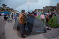 NEWS - Griechenland: Flüchtlinge campieren in Piraeus 