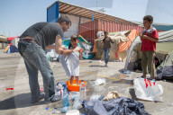 NEWS - Griechenland: Flüchtlinge campieren in Piraeus 