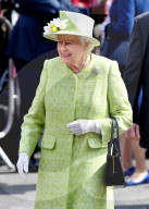 PEOPLE - Königin Elizabeth lässt sich vom Volk feiern