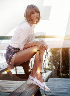 PEOPLE - Taylor Swift in der Schuhkampagne von "Keds"