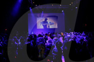 PEOPLE - Fans gedenken Prince in Minneapolis 