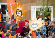 PEOPLE - Maxima und Willem-Alexander besuchen die Königsspiele an einer Schule