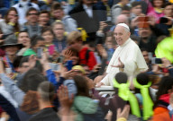 NEWS - Vatikan: Papst Franziskus hält Messe für die Jugend