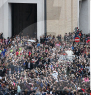 NEWS - Vatikan: Papst Franziskus hält Messe für die Jugend