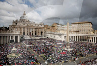 NEWS - Vatikan: Papst Franziskus hält Messe für die Jugend