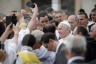 NEWS - Vatikan: Papst Franziskus hÃ¤lt Messe fÃ¼r die Jugend