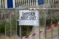 NEWS - England: Erdrutsch an Küste von Bornemouth