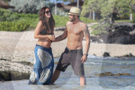 EXKLUSIV - Glücklich mit Babybauch am Strand: Megan Fox und Austin Green