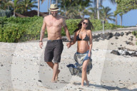 EXKLUSIV - Glücklich mit Babybauch am Strand: Megan Fox und Austin Green