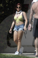 PEOPLE - Happy in Love am Coachella: Ariel Winter und BoyfriendLlaurent