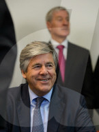 NEWS - München: Freispruch für ehemaligen Deutsche Bankchef Josef Ackermann