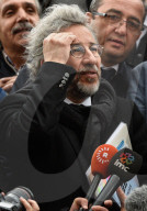 NEWS - Türkei: Cumhuriyet Journalist zu Geldstrafe wegen Beleidigung Erdogans verurteilt