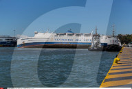 NEWS - Die 'Panagia Timou' sinkt im Hafen von Piraeus