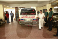 NEWS - Bangladesh: Terroristen erstechen Schwulen-Aktivist Xulhaz Mannan