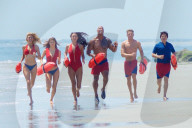 EXKLUSIV - Auf dem Set zu Baywatch: Zac Efron "hauts auf den Latz"